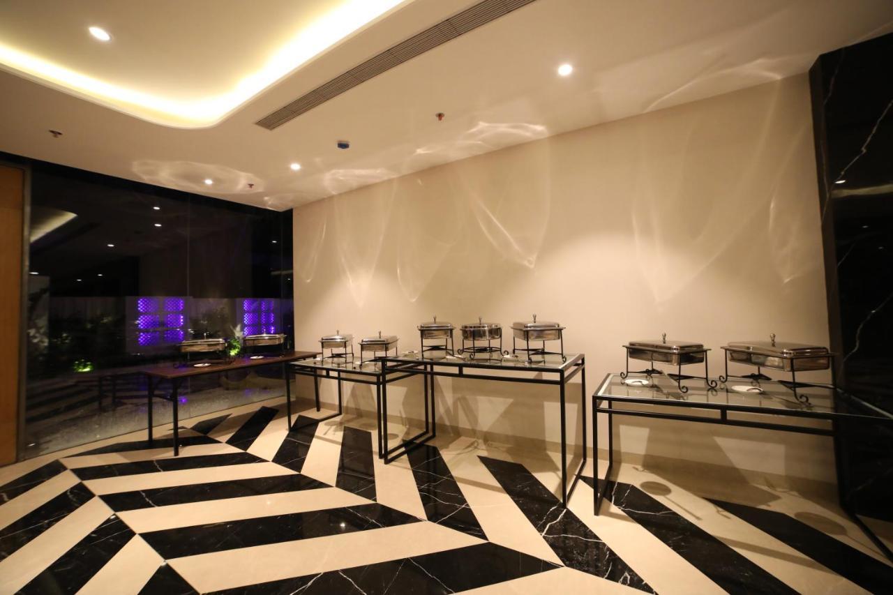The Vern At Blvd Nashik Luaran gambar